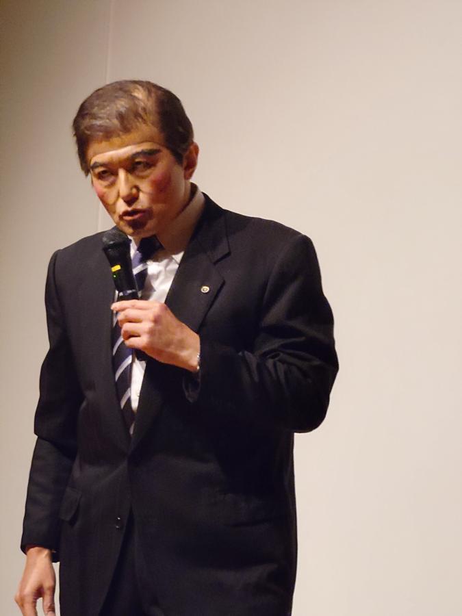 イシバ茂元総理を演じるヒデさん